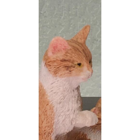 Trio Of Cats Mama & Her Kittens Resin Figurine Orange Tabby VTG Granny Core - Picture 10 of 13